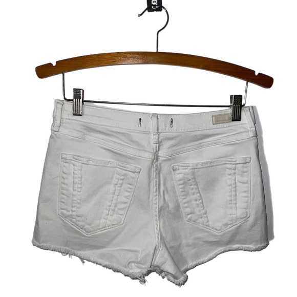 Abercrombie & Fitch White Denim Shorts D17 - Picture 3 of 5